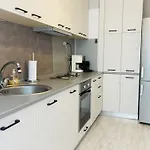Daire Vintage For 4 Guests & Private Parking