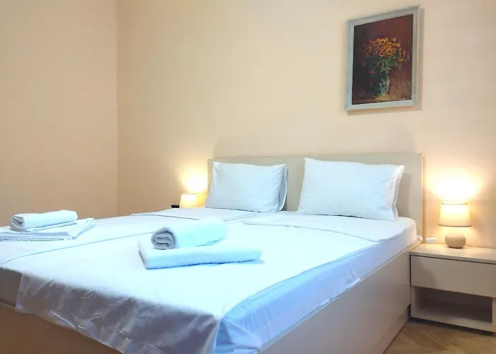 Vintage For 4 Guests & Private Parking * Plovdiv