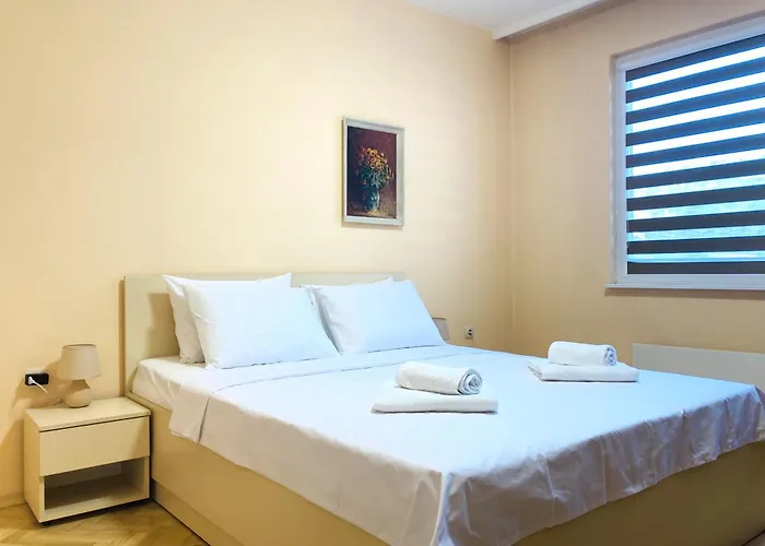 Lejlighed Vintage For 4 Guests & Private Parking Plovdiv